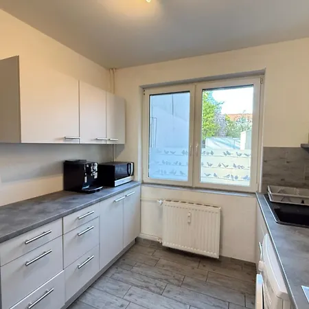 Bege Company Spot Apartment