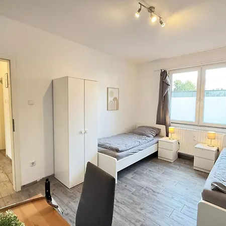 Apartment Bege Company Spot