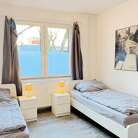 Bege Company Spot Apartment *