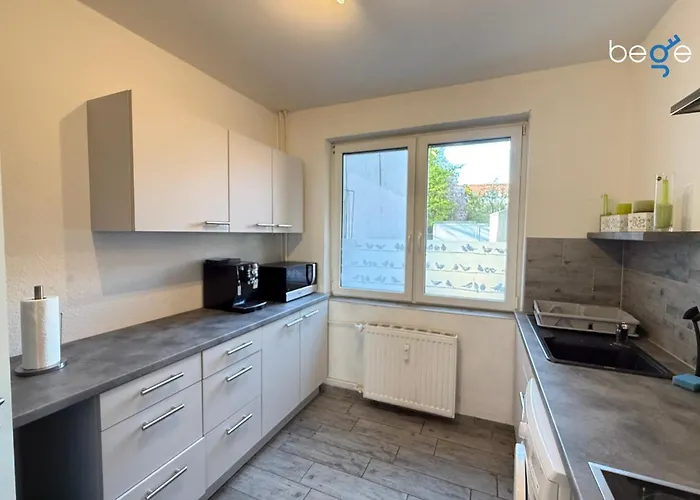 Bege Company Spot 아파트