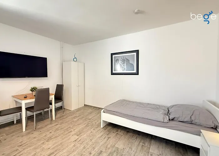 Bege Company Spot 아파트 겔젠키르헨